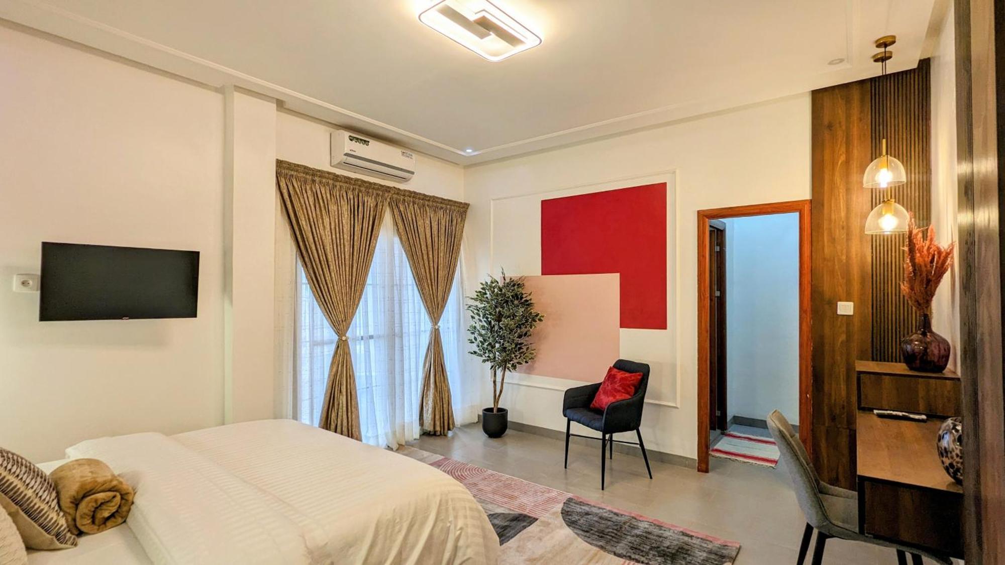 דקר Lighthouse Signature Suites מראה חיצוני תמונה