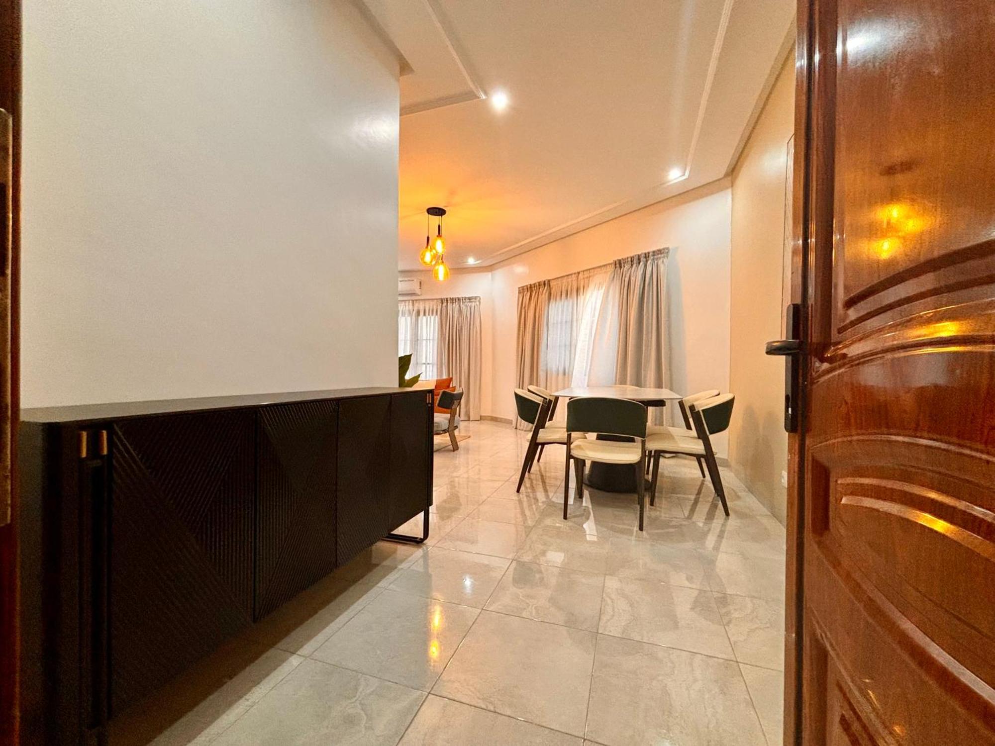 דקר Lighthouse Signature Suites מראה חיצוני תמונה